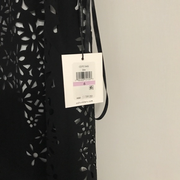 Dress - Picture 2 of 4